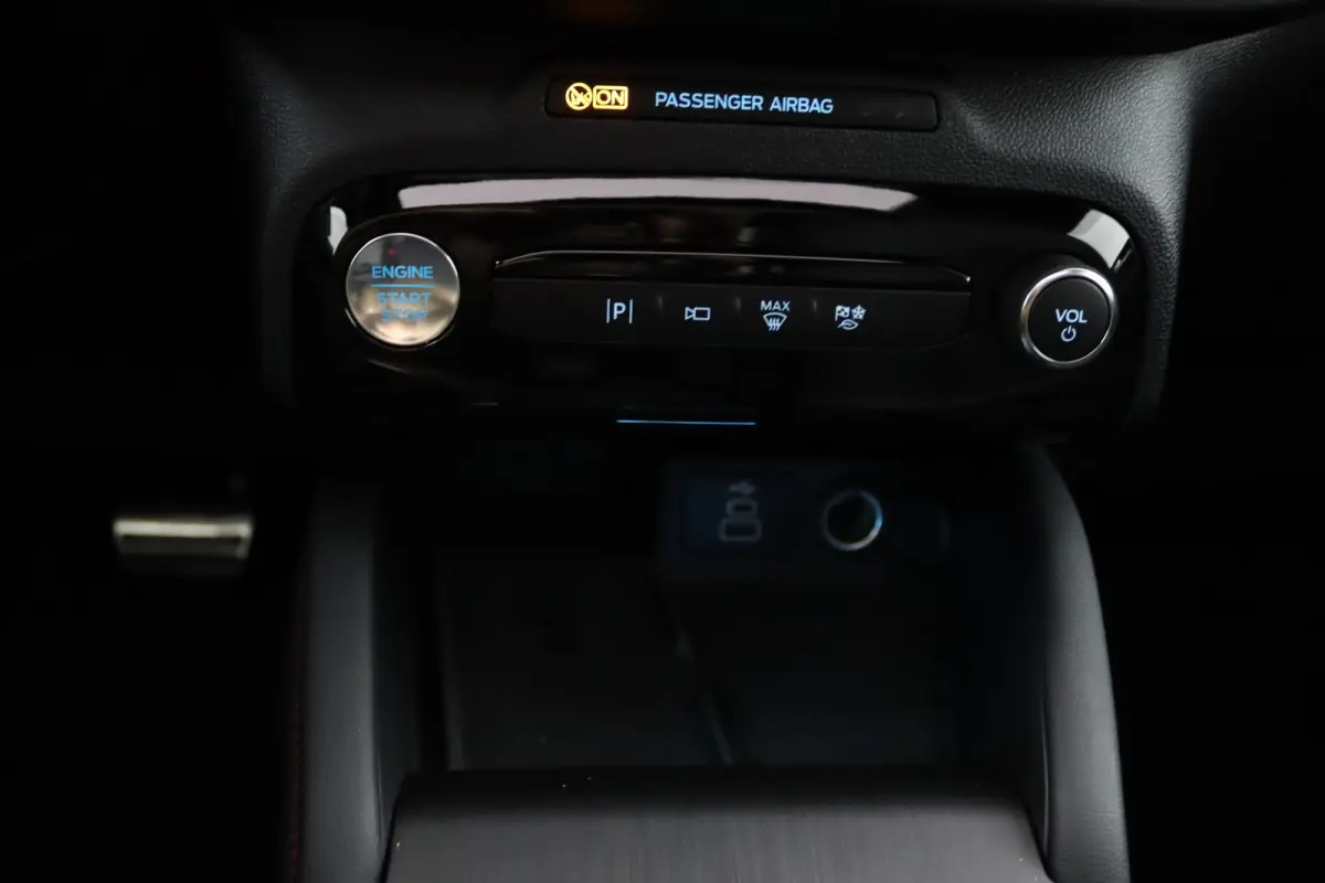 2.5 PHEV ST-Line X Black Pack | Panoramadak | Trekhaak | Matrix-LED | Adaptive Cruise | BLIS | Head-Up | B&O Audio | Elek. AGR-Stoelen