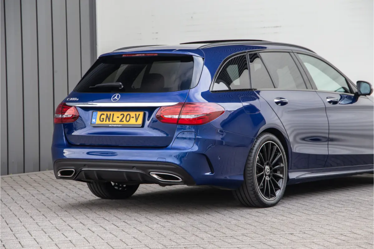 300 e AMG Premium, Nightpack, Panorama, Burmester, Luchtvering, Carplay, Digital cockpit, Facelift 2020