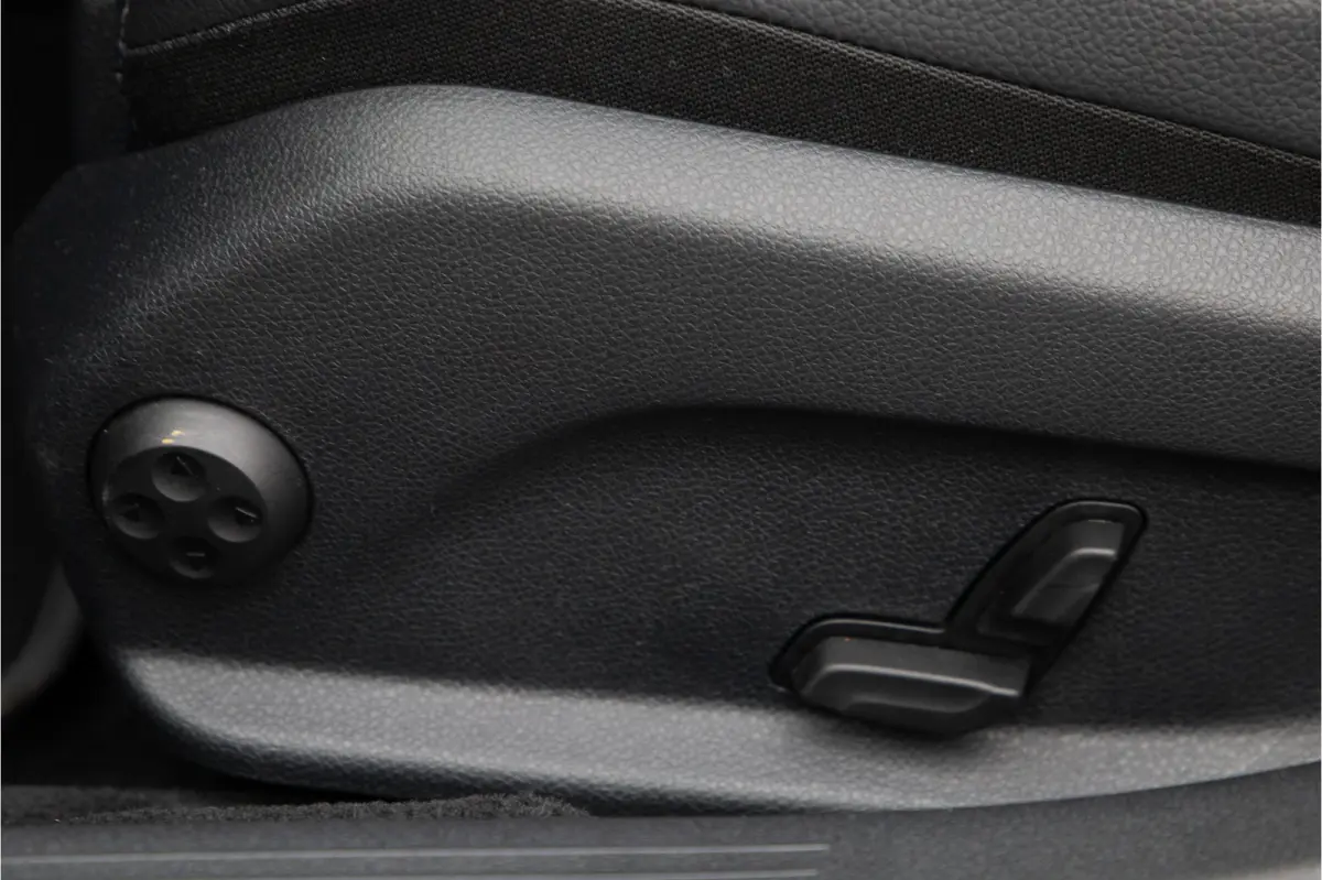 300 e AMG Premium, Nightpack, Panorama, Burmester, Luchtvering, Carplay, Digital cockpit, Facelift 2020