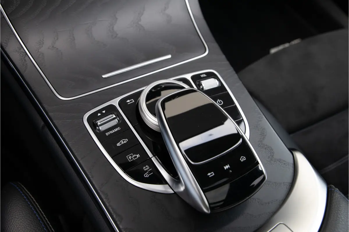 300 e AMG Premium, Nightpack, Panorama, Burmester, Luchtvering, Carplay, Digital cockpit, Facelift 2020