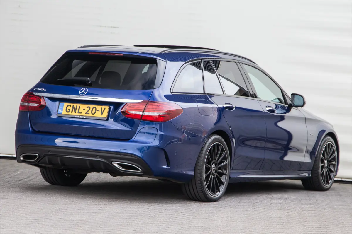 300 e AMG Premium, Nightpack, Panorama, Burmester, Luchtvering, Carplay, Digital cockpit, Facelift 2020