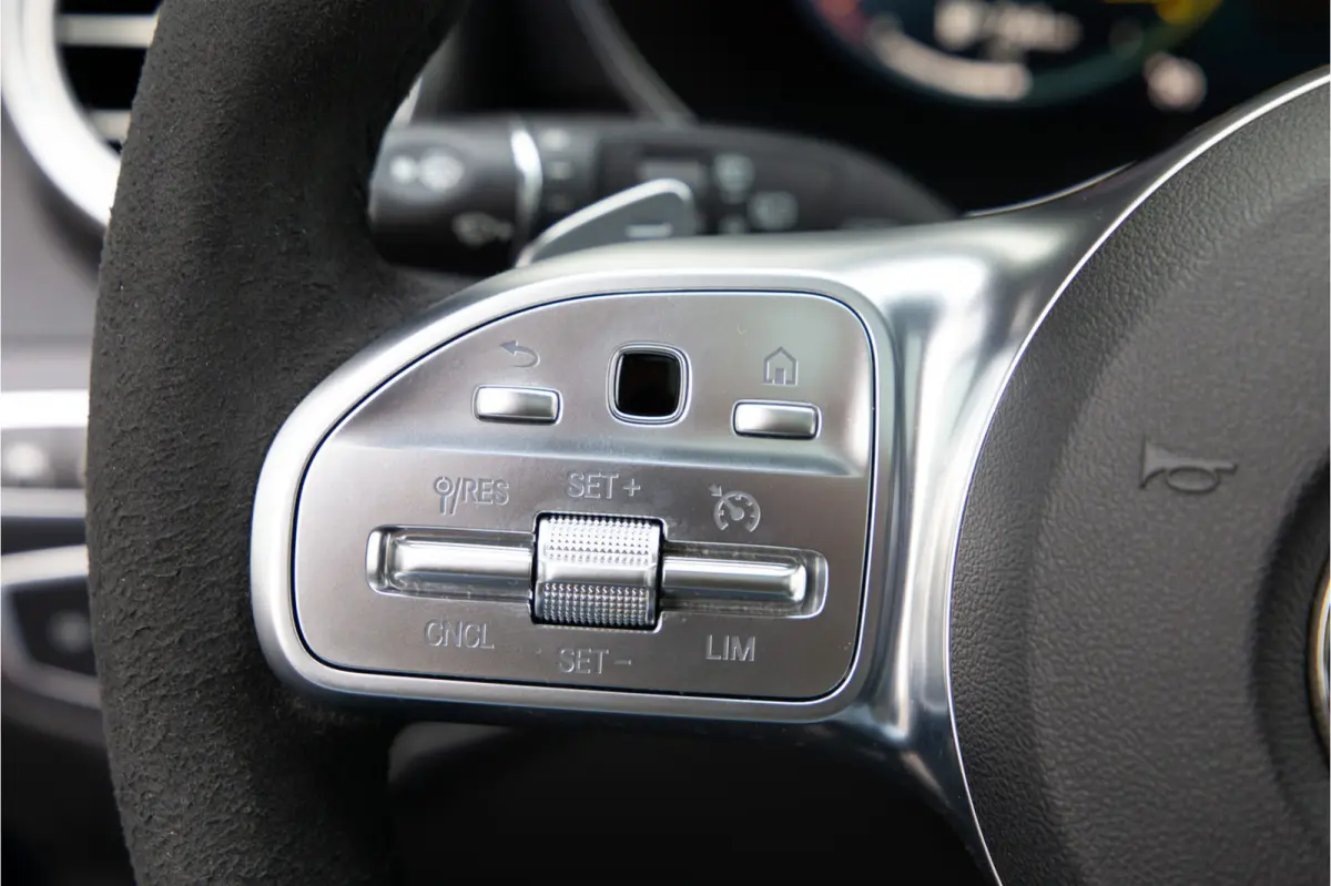 300 e AMG Premium, Nightpack, Panorama, Burmester, Luchtvering, Carplay, Digital cockpit, Facelift 2020