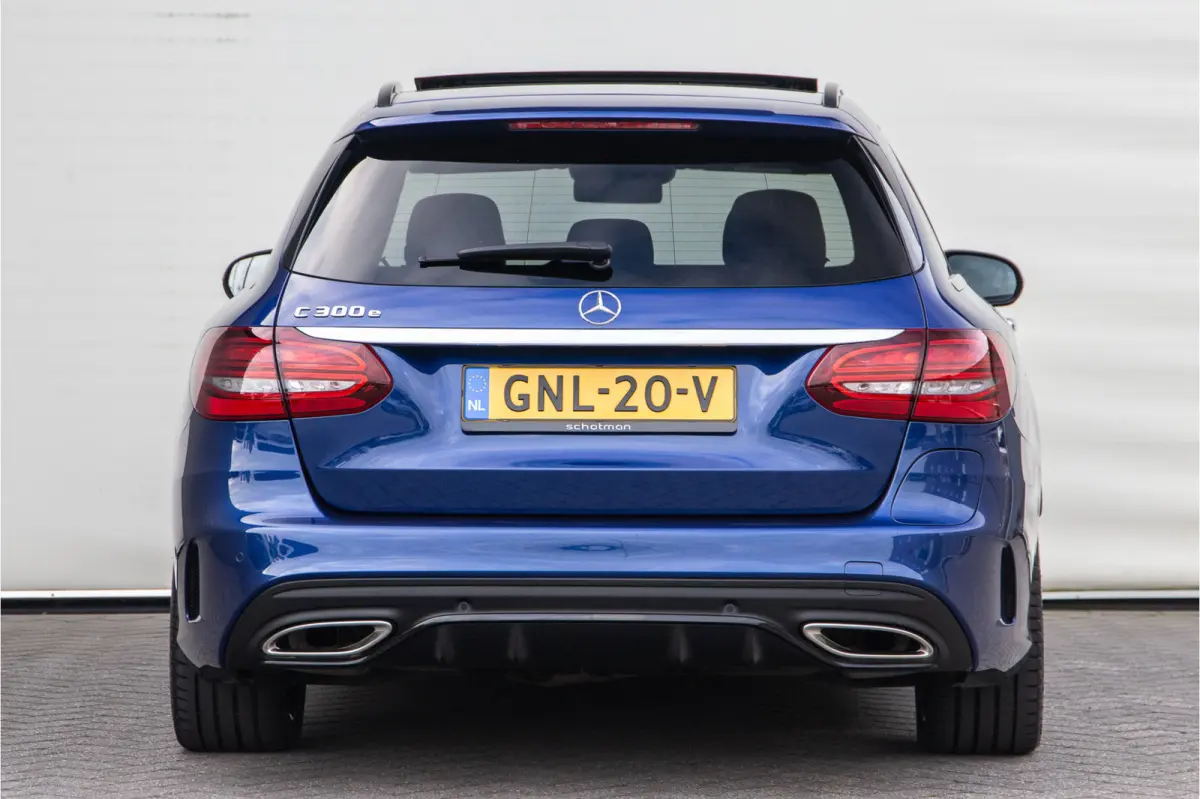 300 e AMG Premium, Nightpack, Panorama, Burmester, Luchtvering, Carplay, Digital cockpit, Facelift 2020