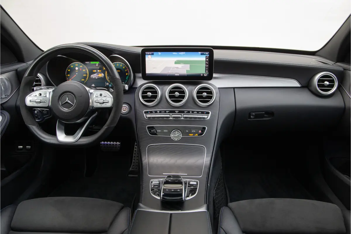 300 e AMG Premium, Nightpack, Panorama, Burmester, Luchtvering, Carplay, Digital cockpit, Facelift 2020