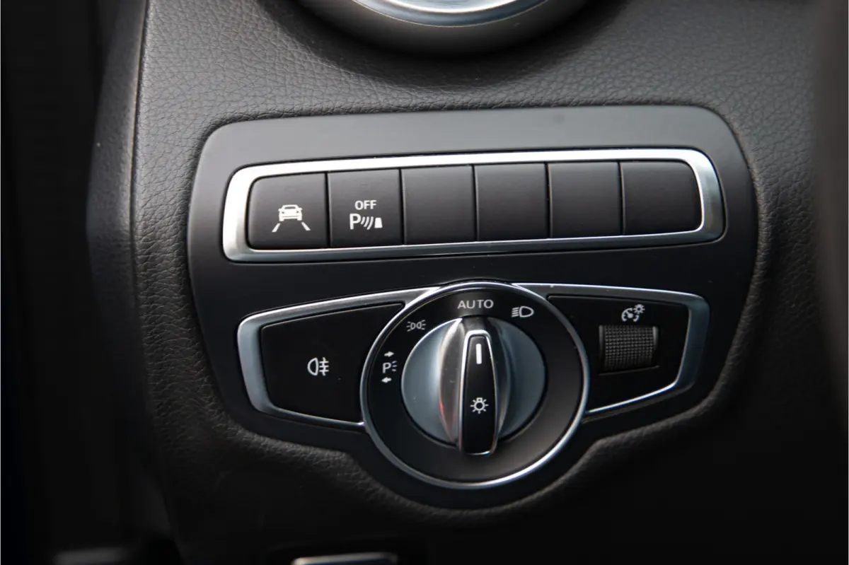 300 e AMG Premium, Nightpack, Panorama, Burmester, Luchtvering, Carplay, Digital cockpit, Facelift 2020