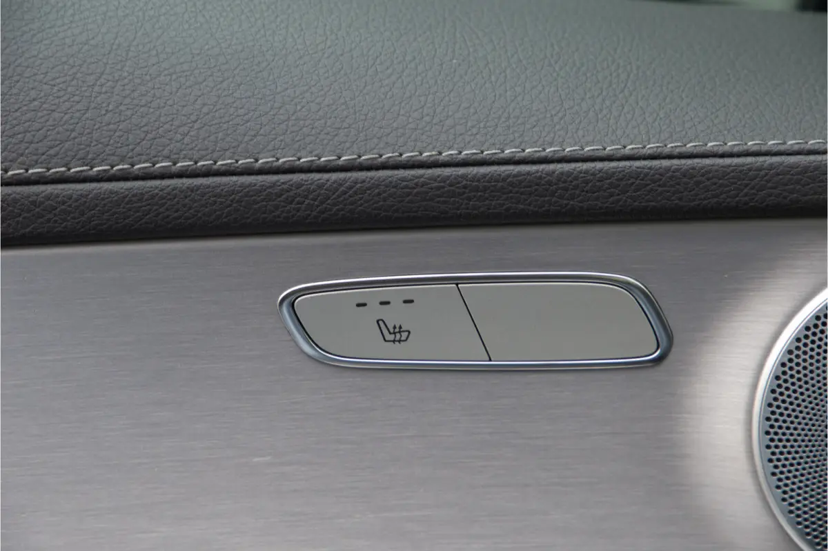 300 e AMG Premium, Nightpack, Panorama, Burmester, Luchtvering, Carplay, Digital cockpit, Facelift 2020