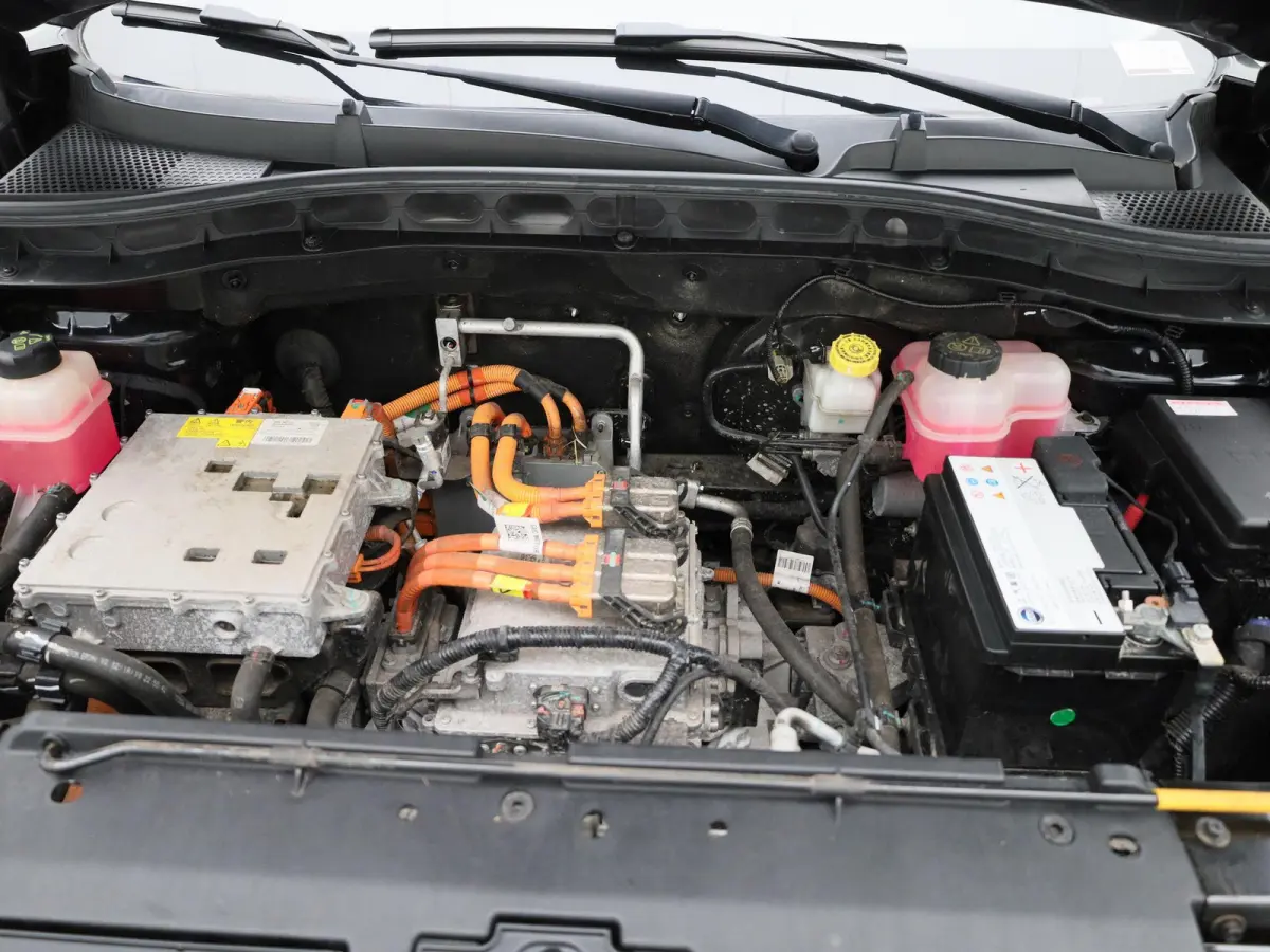 MG Luxury 45 kWh | Automaat | Panoramadak | Leder | Navigatie | Airco | Achteruitrijcamera | Apple Carplay / Android Auto | Stoelverwarming | Lichtmetalen Velgen | Trekhaak