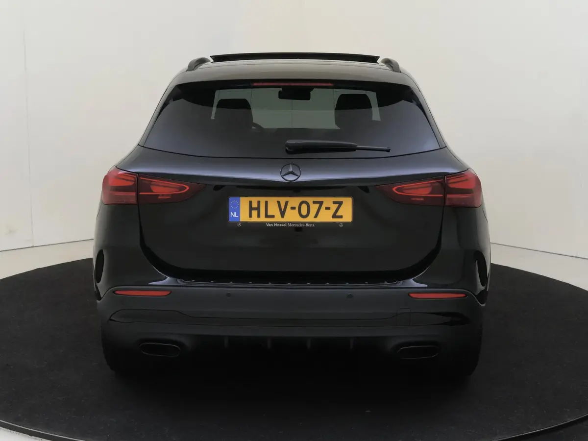 250 e Star Edition AMG Line /Panoramadak /20 Inch /Night Pakket ll