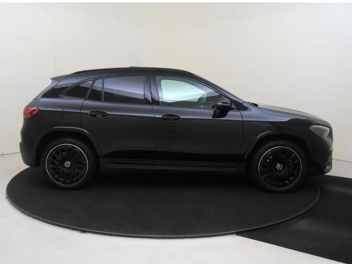 250 e Star Edition AMG Line /Panoramadak /20 Inch /Night Pakket ll