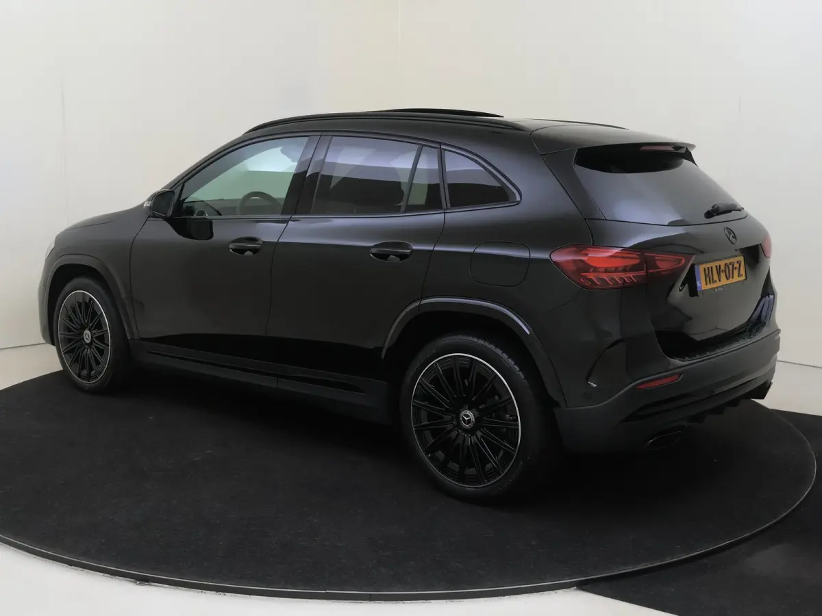 250 e Star Edition AMG Line /Panoramadak /20 Inch /Night Pakket ll