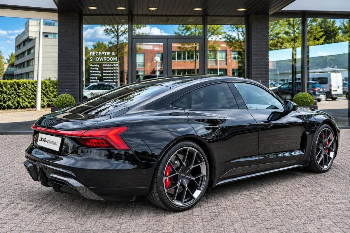 RS Performance l 843 pk I Ceramic l Carbon l Facelift