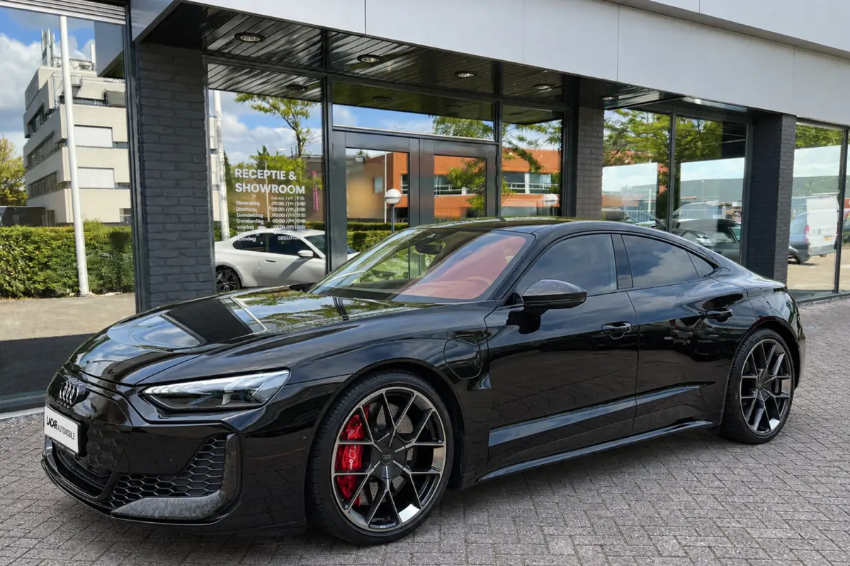 RS Performance l 843 pk I Ceramic l Carbon l Facelift