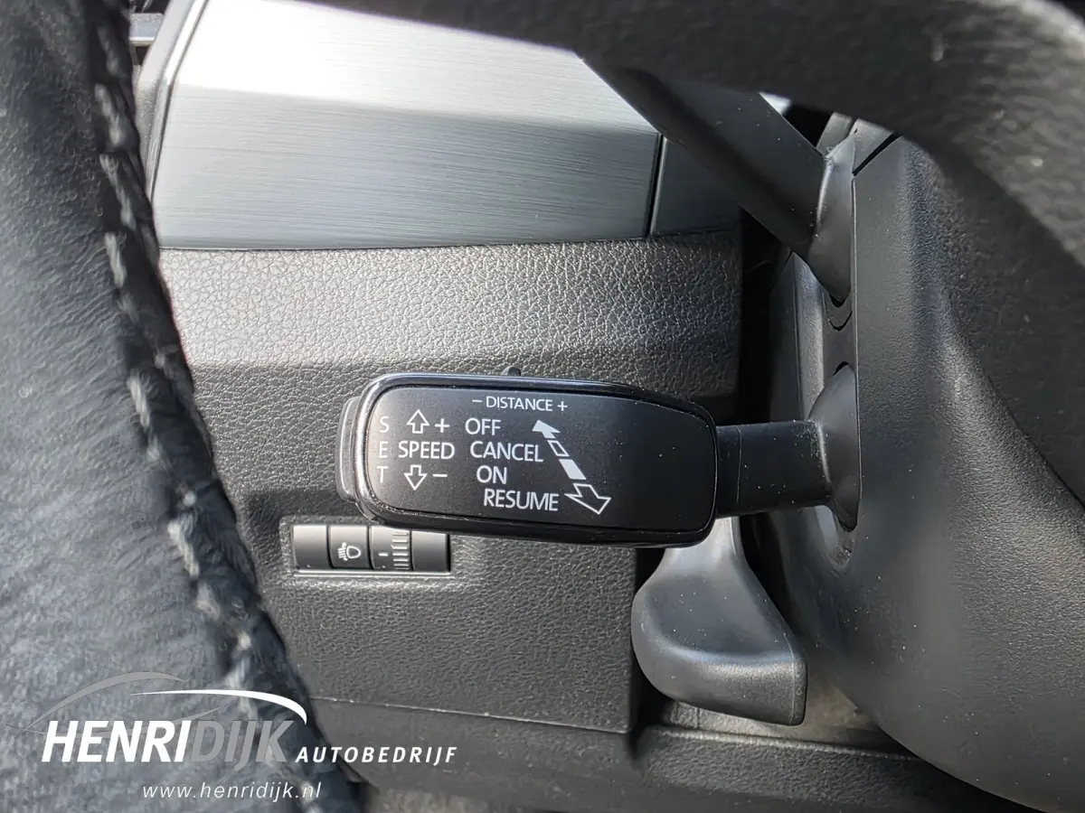 1.0 TSI Style Camera / Clima / Carplay / 17'' LMV / Cruise