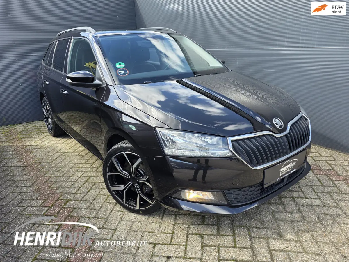 1.0 TSI Style Camera / Clima / Carplay / 17'' LMV / Cruise