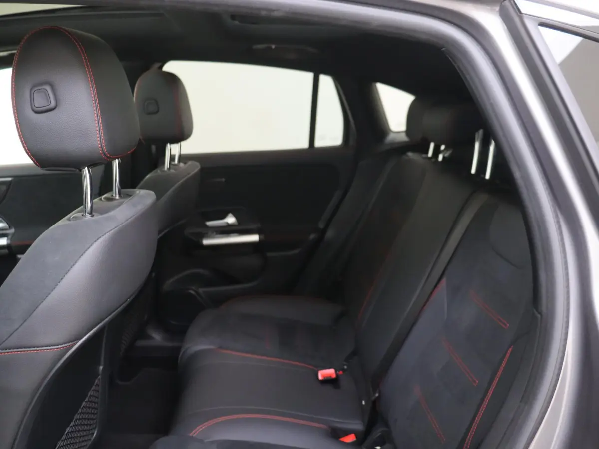 250 e AMG Line Premium /Panoramadak /Keyless-Go /Augmented reality