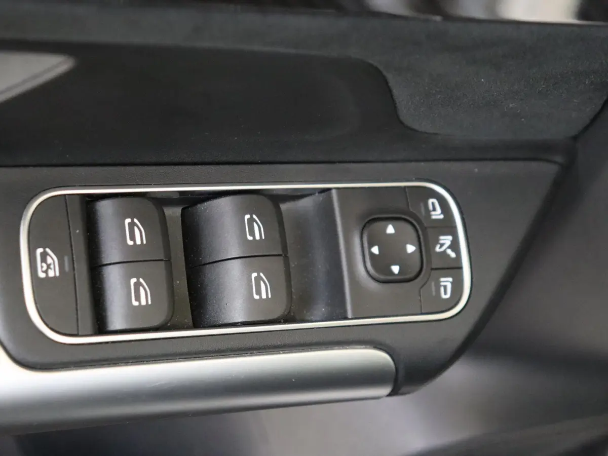 250 e AMG Line Premium /Panoramadak /Keyless-Go /Augmented reality