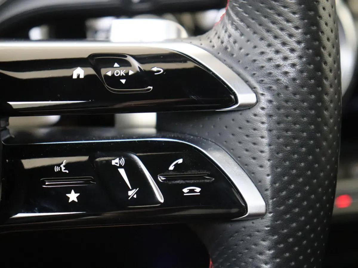 250 e AMG Line Premium /Panoramadak /Keyless-Go /Augmented reality