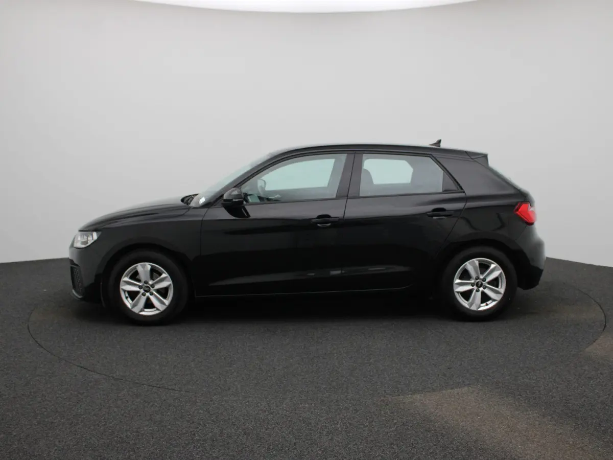 25 TFSI Pro Line | Apple Carplay / Android Auto | Cruise Control | Virtual Cockpit | Bluetooth | DAB | Parkeersensoren | Lichtmetalen Velgen |