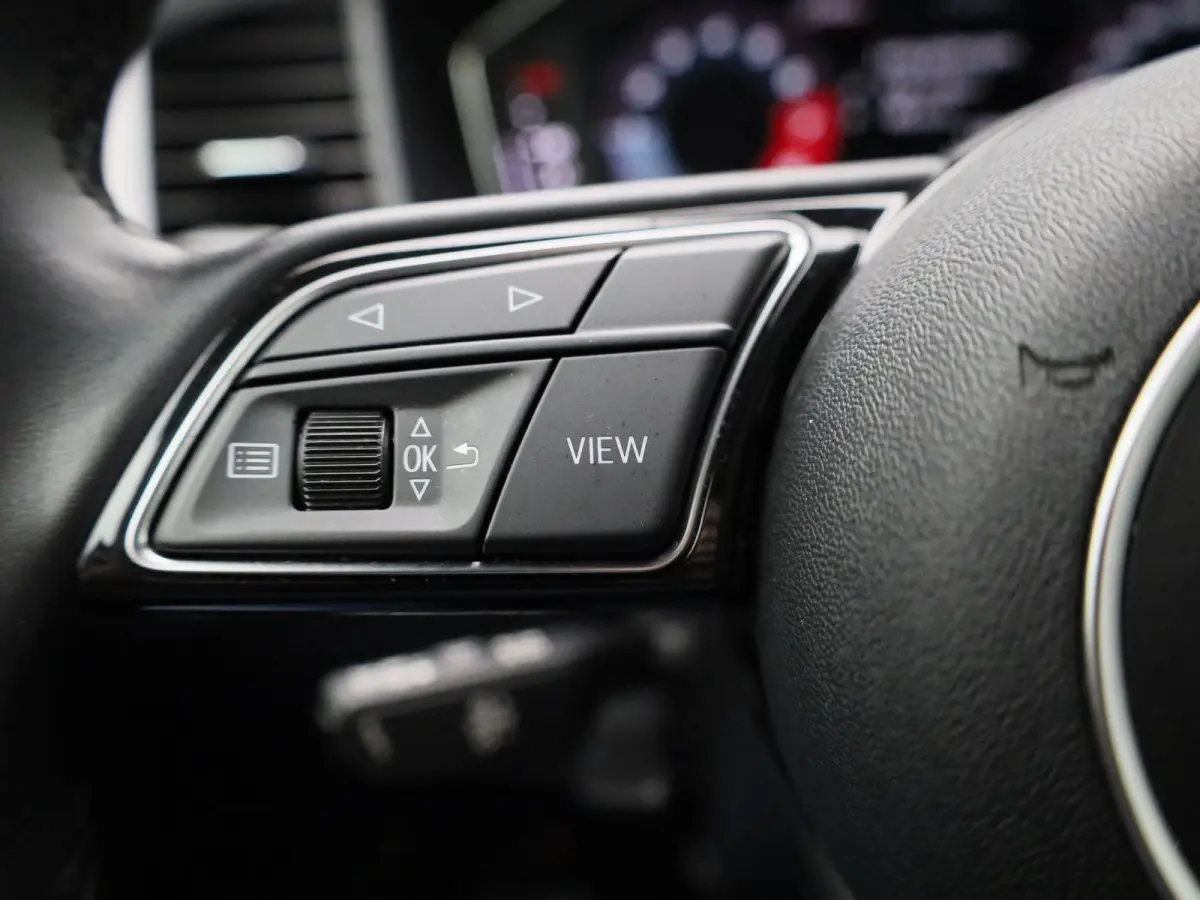 25 TFSI Pro Line | Apple Carplay / Android Auto | Cruise Control | Virtual Cockpit | Bluetooth | DAB | Parkeersensoren | Lichtmetalen Velgen |