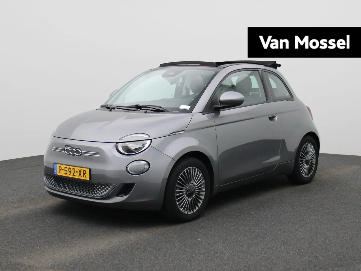 Icon 42 kWh | Automaat | Virtual cockpit | Apple Carplay / Android Auto | Climate Control | Cruise Control | Navigatie | Bluetooth | Lichtmetalen Velgen |