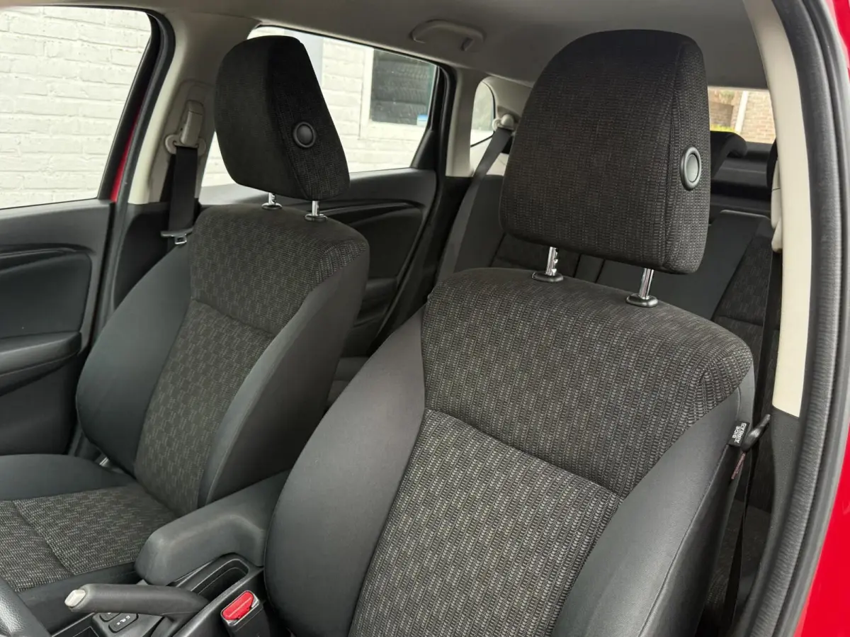 1.3 i-VTEC / Orig. NL / Dealer OH / Cruise / Stoelverwarming