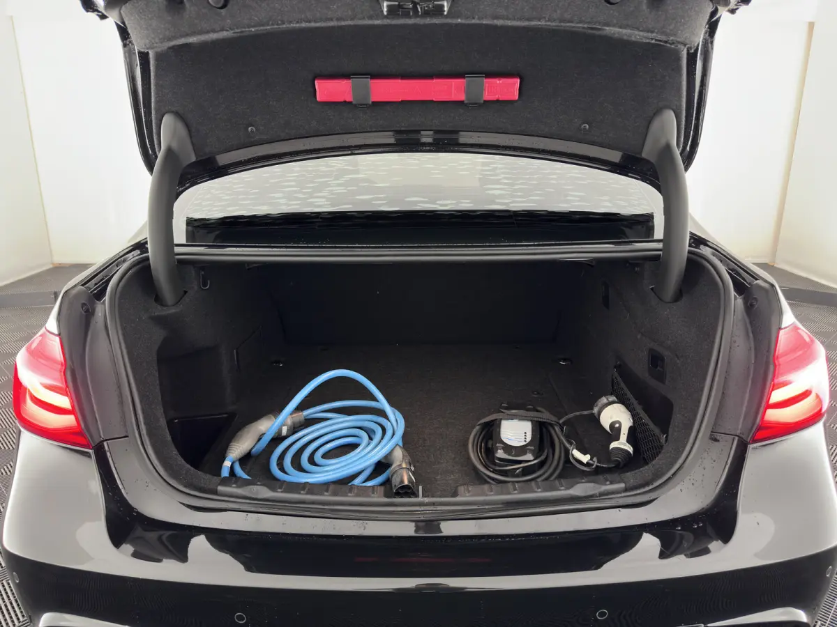 330e Centennial High Executive M-Sportpack (Plug-in) {SoH-88%} Aut. *LEATHER | FULL-LED | HEATED-SPORTSEATS | NAVI-FULLMAP | PRIVACY-GLASS | ECC | PDC | CRUISE | 18''ALU*