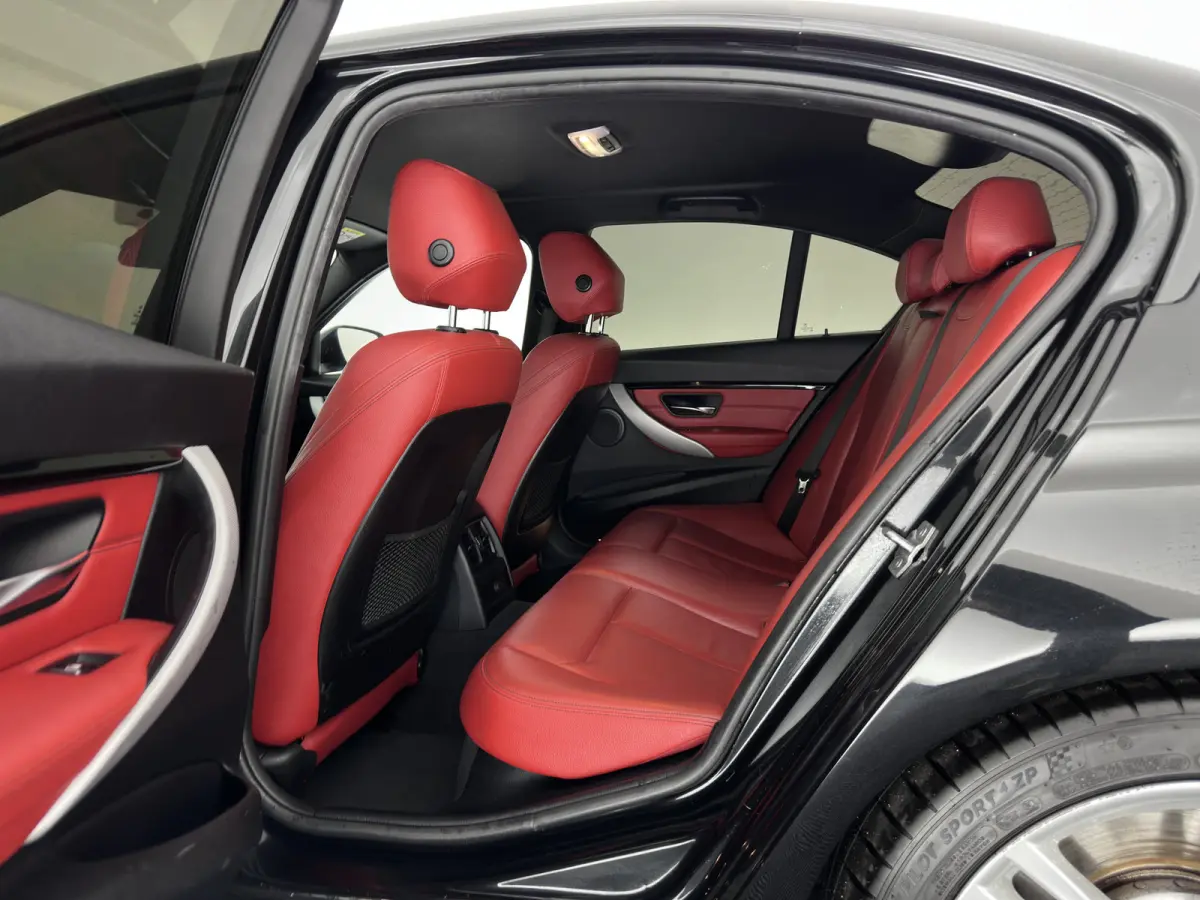 330e Centennial High Executive M-Sportpack (Plug-in) {SoH-88%} Aut. *LEATHER | FULL-LED | HEATED-SPORTSEATS | NAVI-FULLMAP | PRIVACY-GLASS | ECC | PDC | CRUISE | 18''ALU*