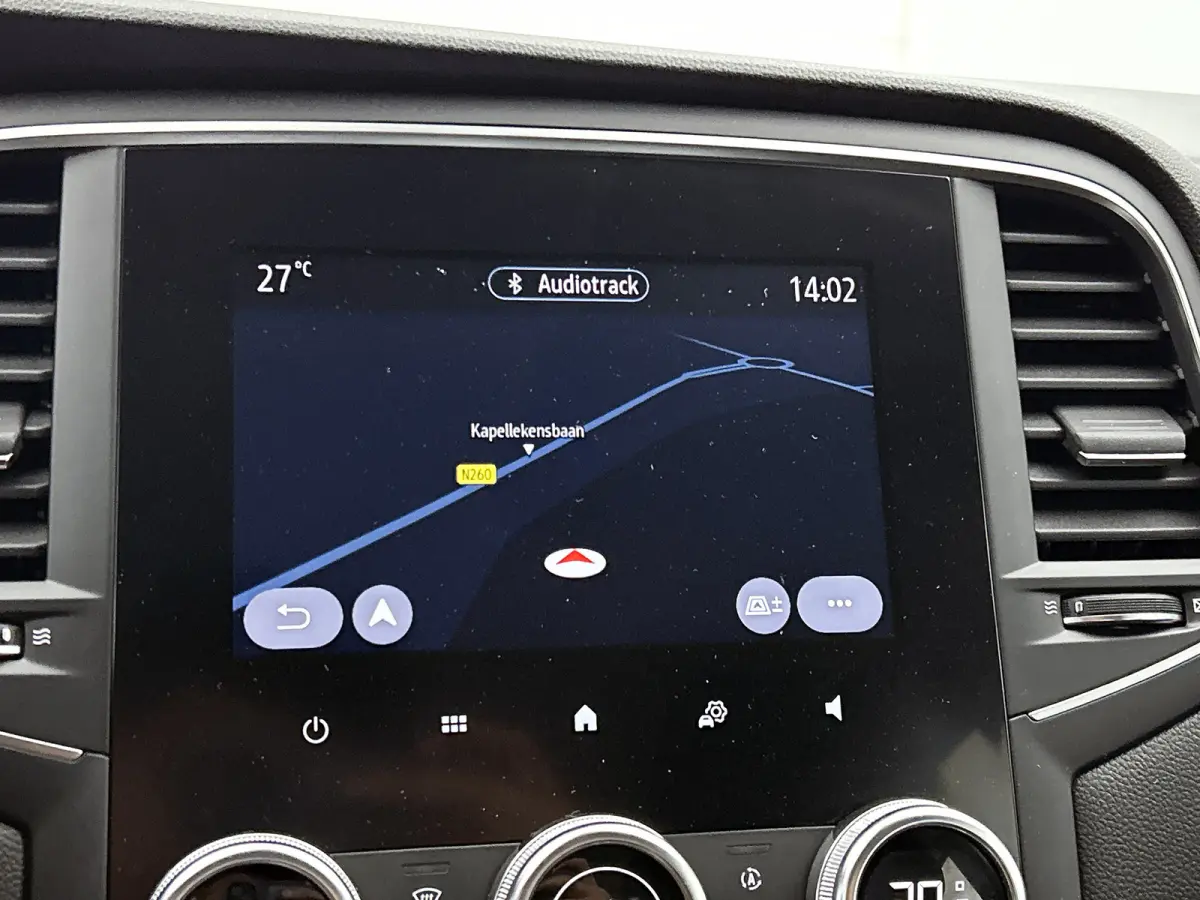 1.3 TCe 141PK 5Drs. Business Zen / Airco-ecc./ Navigatie / Radio multimedia / Cruisecontrol / Apk 07-2027