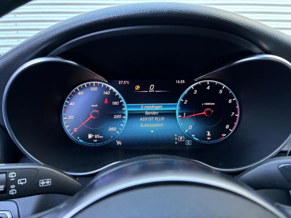 160 Autom AMG Led Navi Cruise Pdc 2020 Facelift Model NL Auto Trekhaak Perfecte Staat 2 De Eigenaar