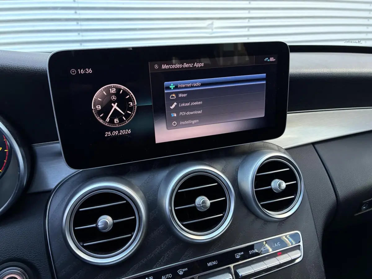 160 Autom AMG Led Navi Cruise Pdc 2020 Facelift Model NL Auto Trekhaak Perfecte Staat 2 De Eigenaar