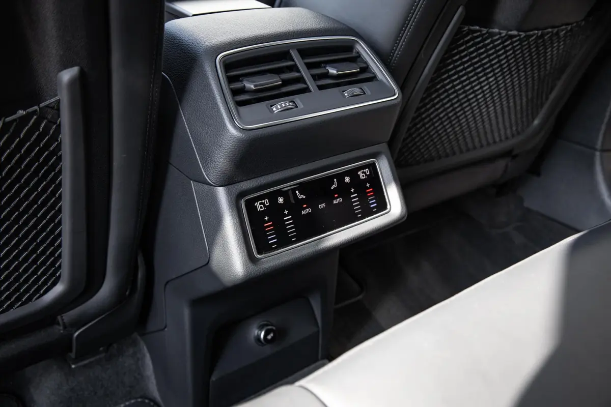 55 408pk quattro S Edition 115 kWh | Panoramadak | B&O | Supersport | 360 Camera | Head-up Display