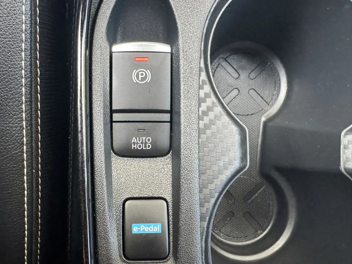 1.6 Hybrid Premiere Ed. N-Design Trekhaak Adaptive Cruise Climate Controle Volleder Camera Carplay
