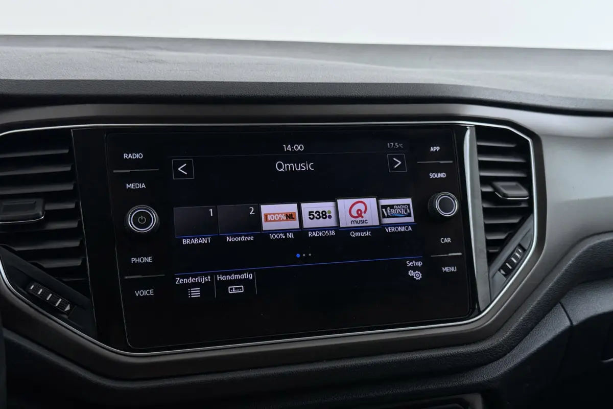 1.0 TSI Style | Trekhaak | 70.000 KM! | CarPlay | Climate Control | Stoelverwarming | Adap. Cruise |