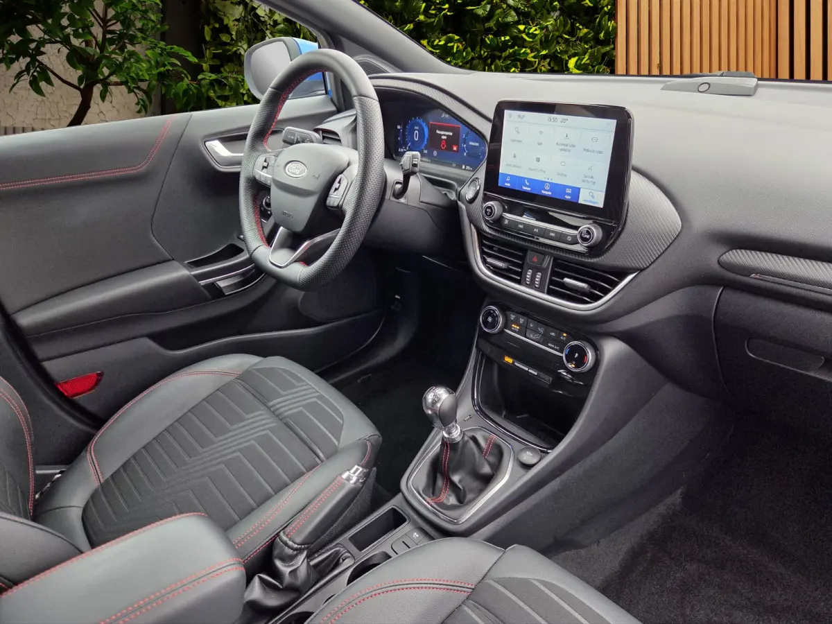 1.0 EcoBoost ST-Line X Carplay | Cruise control | Half Leder | Navigatie  | Achteruitrij camera | B&O | 18"