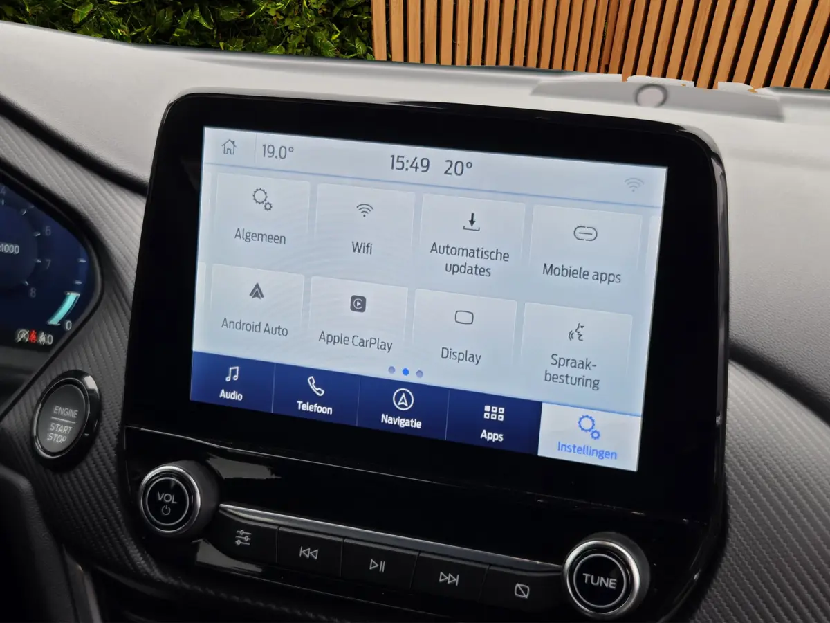 1.0 EcoBoost ST-Line X Carplay | Cruise control | Half Leder | Navigatie  | Achteruitrij camera | B&O | 18"