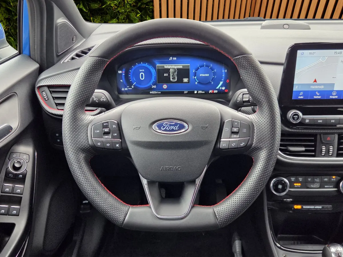 1.0 EcoBoost ST-Line X Carplay | Cruise control | Half Leder | Navigatie  | Achteruitrij camera | B&O | 18"