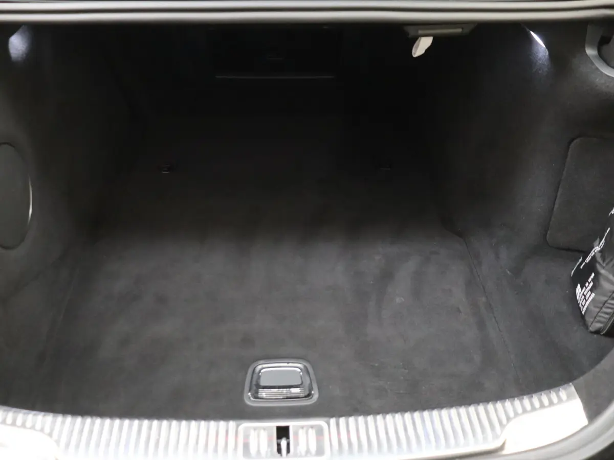580 4MATIC Lang AMG Line Panoramadak/ 21 inch/ Burmester 4D/ Standkachel/ Rear Executive/ Achterasbesturing