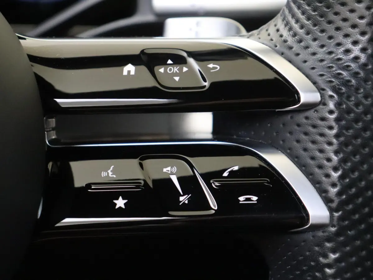 580 4MATIC Lang AMG Line Panoramadak/ 21 inch/ Burmester 4D/ Standkachel/ Rear Executive/ Achterasbesturing