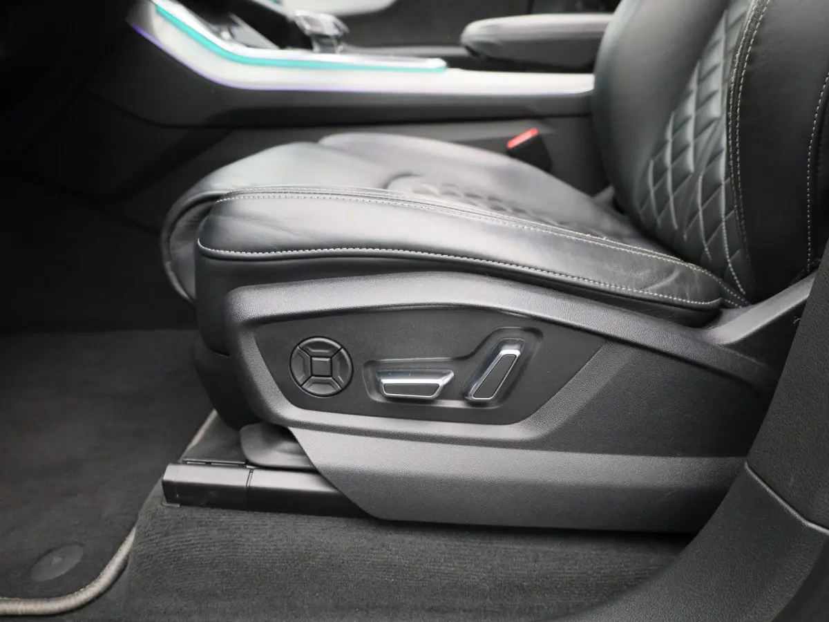 55 TFSI e quattro S-Line | Wordt Verwacht | Panoramadak | Achteruitrijcamera | Parkeersensoren | Stoelverwarming | Stoelventilatie | Luchtvering | Trekhaak |