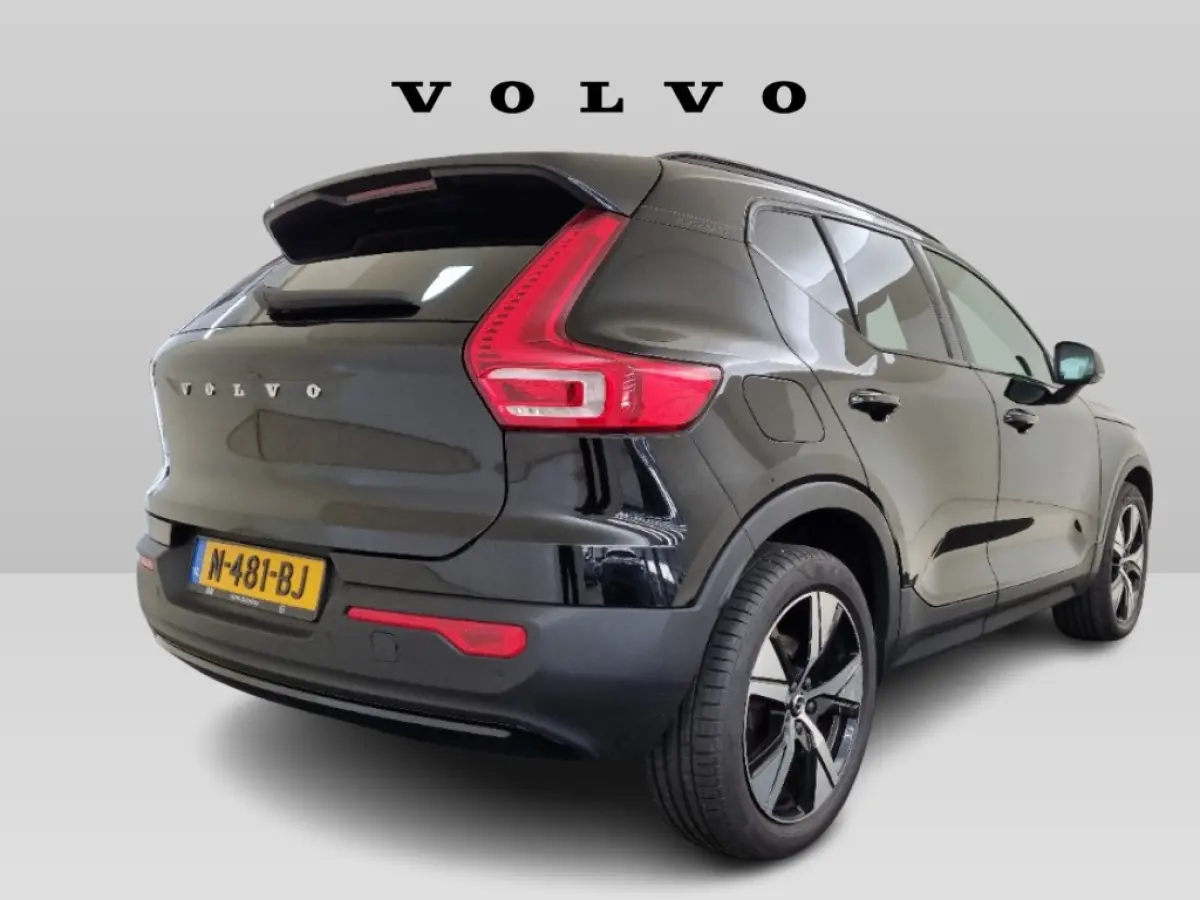 1.5 T4 R-Design | 1e Eigenaar - NL Auto | Apple Carplay - Android Auto | Stoel + Stuurverwarming | Adaptive Cruis Control | BLIS | PDC |