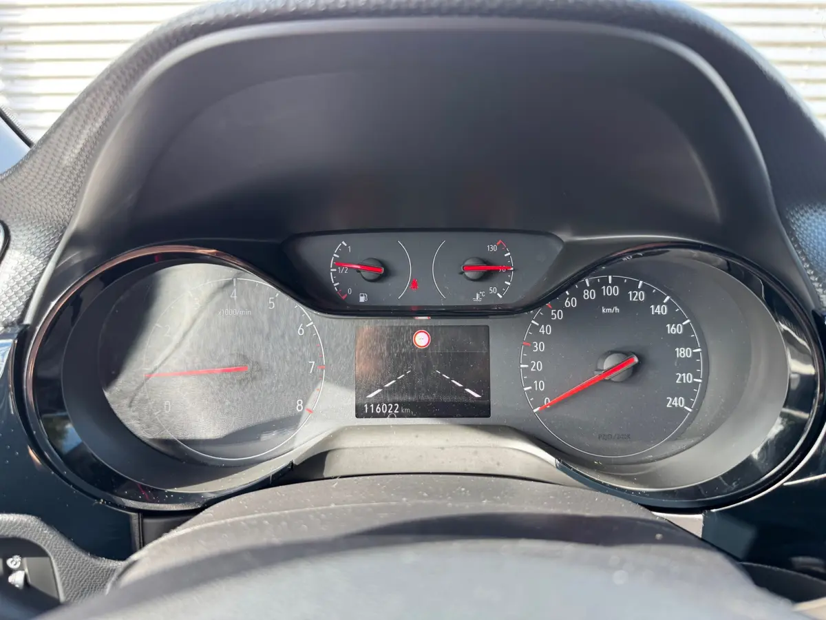1.2 Edition,Airco,LM velgen,Cruisecontrol,Carplay/Android,Navigatie,