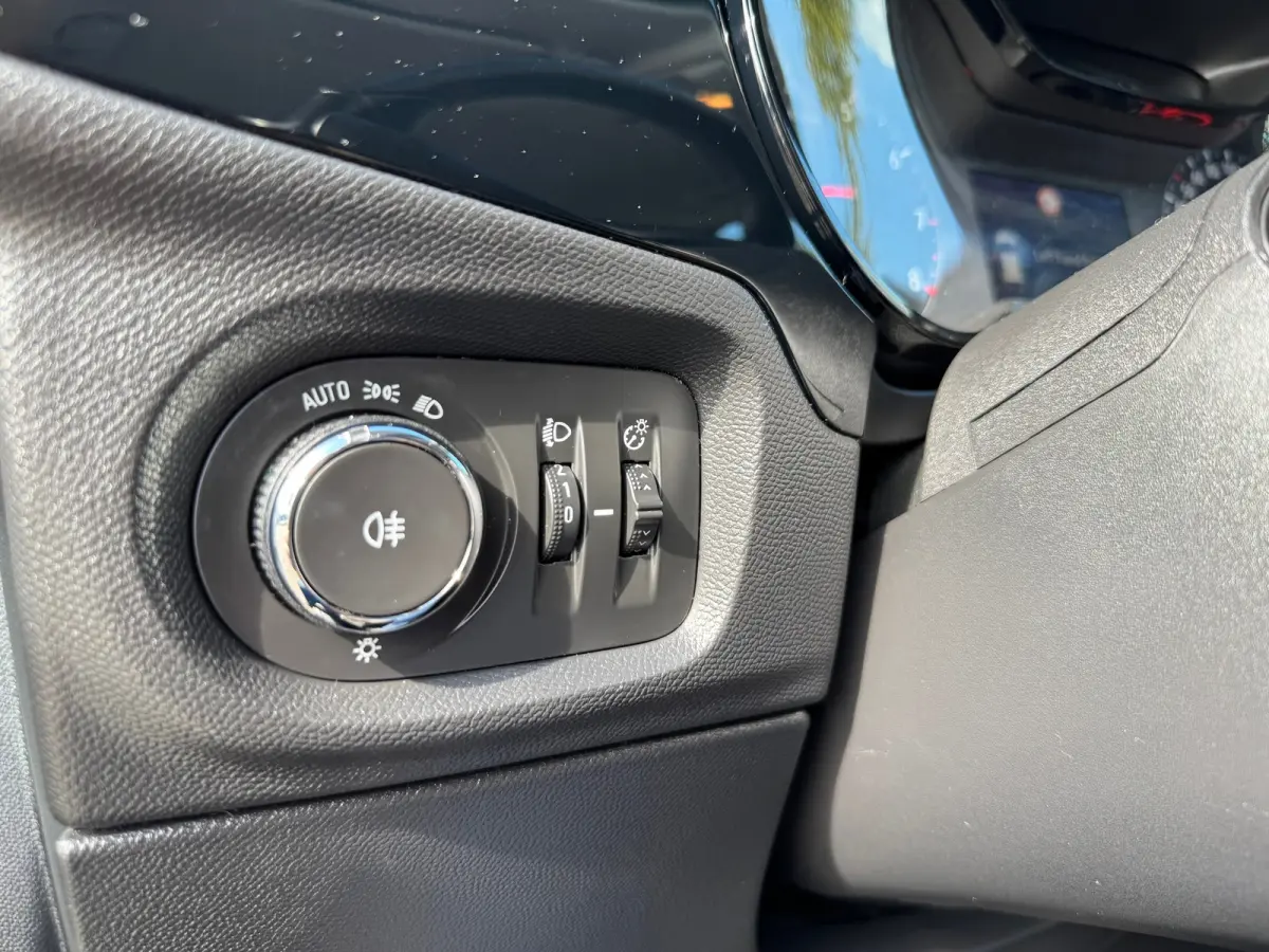 1.2 Edition,Airco,LM velgen,Cruisecontrol,Carplay/Android,Navigatie,