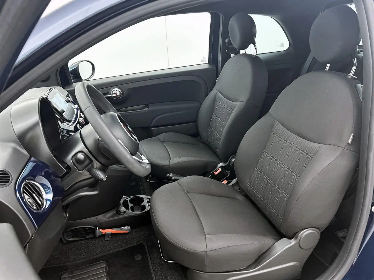 1.0 Hybrid Dolcevita | Apple Carplay / Android Auto | Panoramadak | Parkeersensoren | Climate Control |