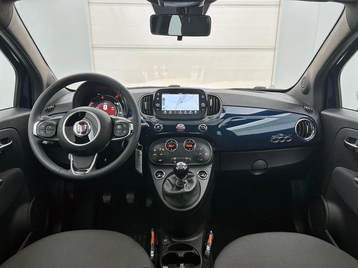 1.0 Hybrid Dolcevita | Apple Carplay / Android Auto | Panoramadak | Parkeersensoren | Climate Control |