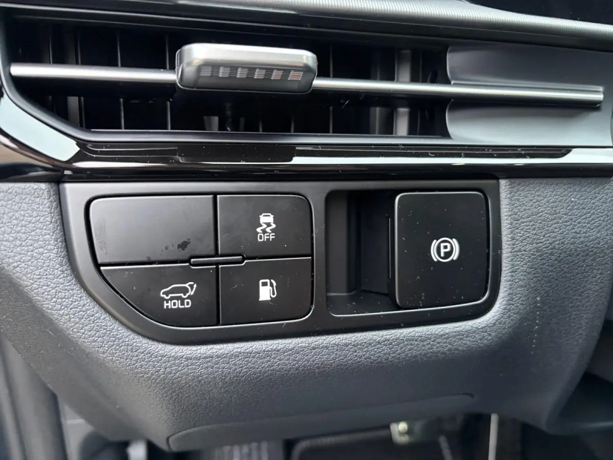 1.6 T-GDi Plug-in Hybrid GT-Line | Direct leverbaar! | Glazen schuif-/kanteldak | Elektrisch verstelbare stoelen | Elektrisch bedienbare achterklep | Stoelverwarming- voor en achter | Dodeho