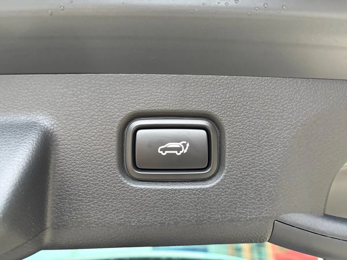 1.6 T-GDi Plug-in Hybrid GT-Line | Direct leverbaar! | Glazen schuif-/kanteldak | Elektrisch verstelbare stoelen | Elektrisch bedienbare achterklep | Stoelverwarming- voor en achter | Dodeho
