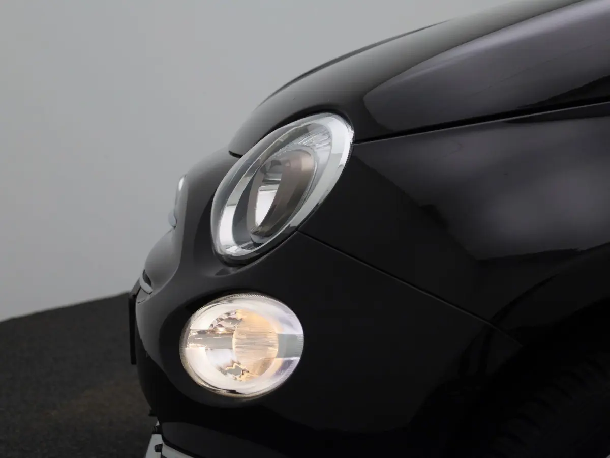 1.0 Hybrid Dolcevita | Wordt Verwacht | Apple Carplay / Android Auto | Parkeersensoren | Cabrio |