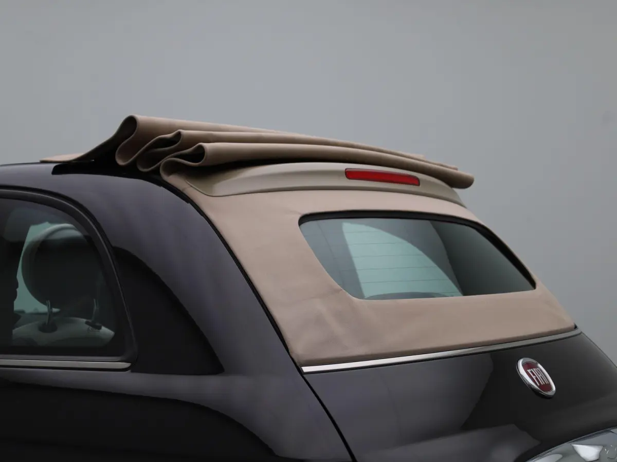 1.0 Hybrid Dolcevita | Wordt Verwacht | Apple Carplay / Android Auto | Parkeersensoren | Cabrio |