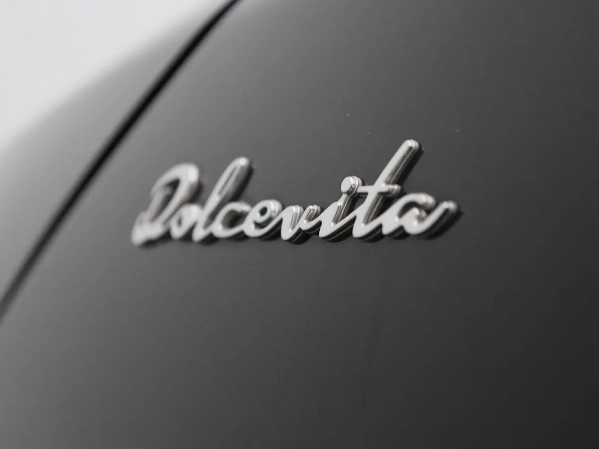 1.0 Hybrid Dolcevita | Wordt Verwacht | Apple Carplay / Android Auto | Parkeersensoren | Cabrio |