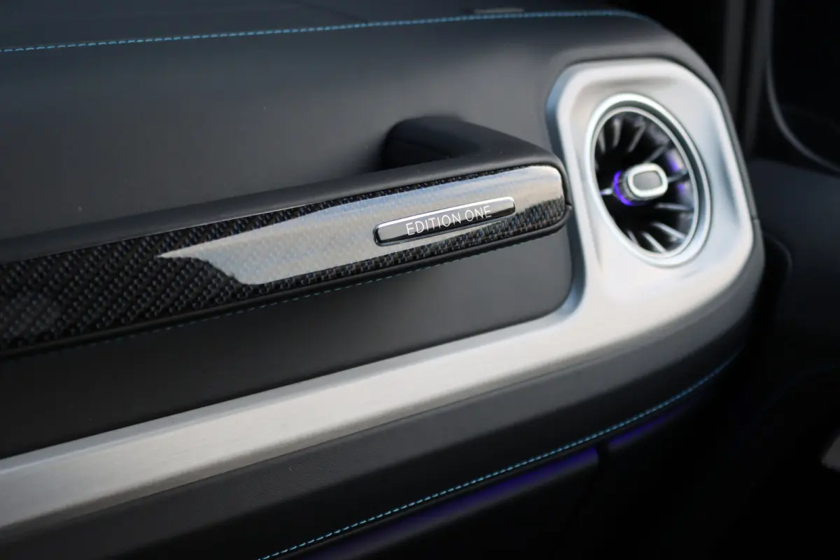 Edition One 116 kWh | Schuifdak | Distronic | Multicontourstoelen | Burmester | Nappa Leder | Surround Camera | Augmented Reality | Keyless Go |